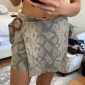 Zara Faux Snakeskin Shorts w Adjustable Belt